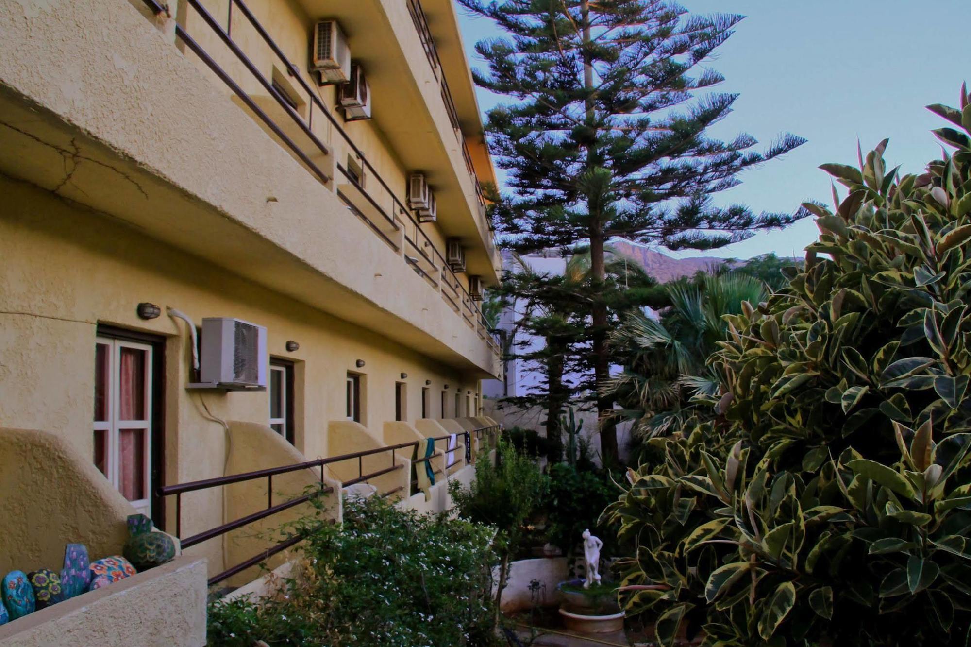 Azure Mare Hotel Hersonissos  Exteriör bild